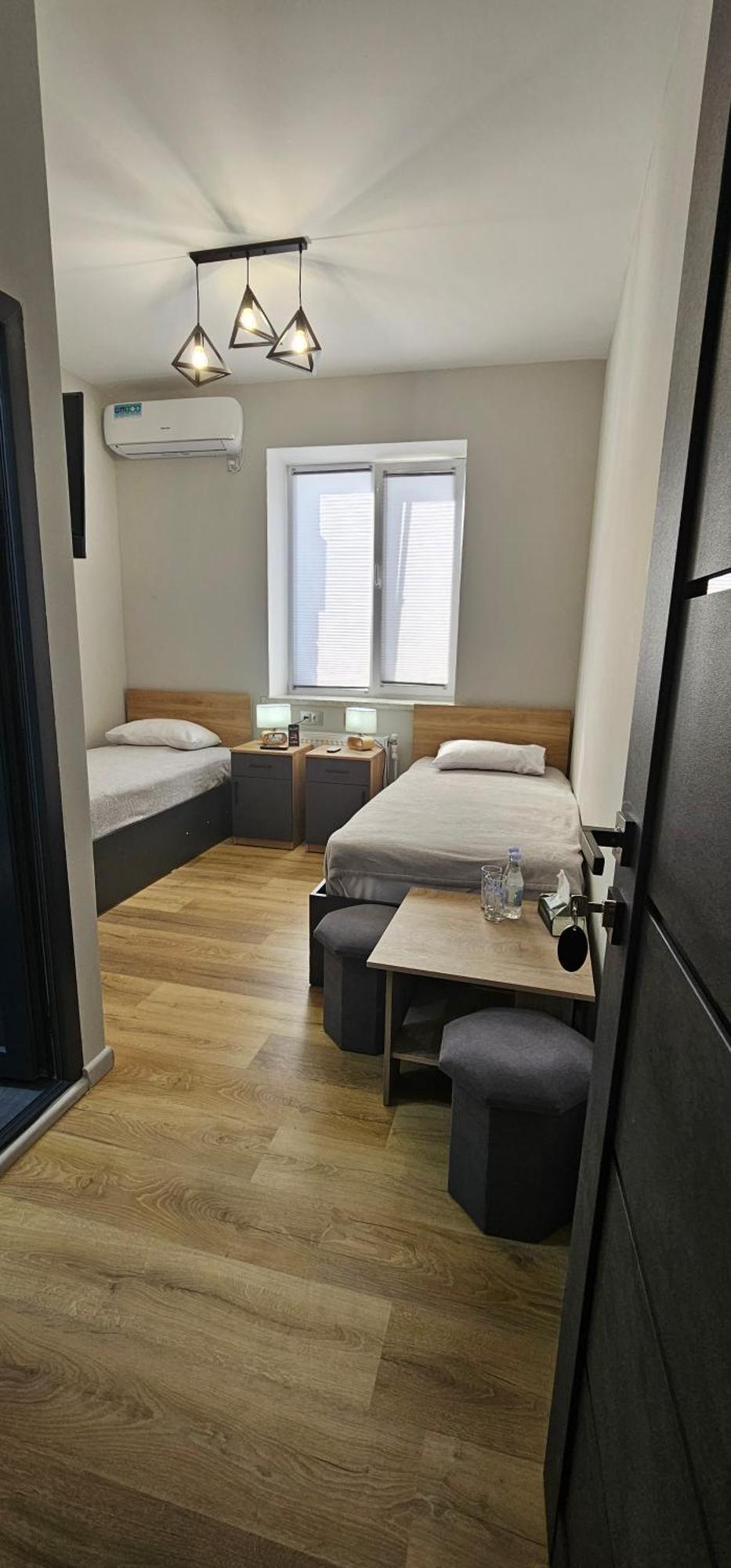 Am Hotel Erivan Exterior foto